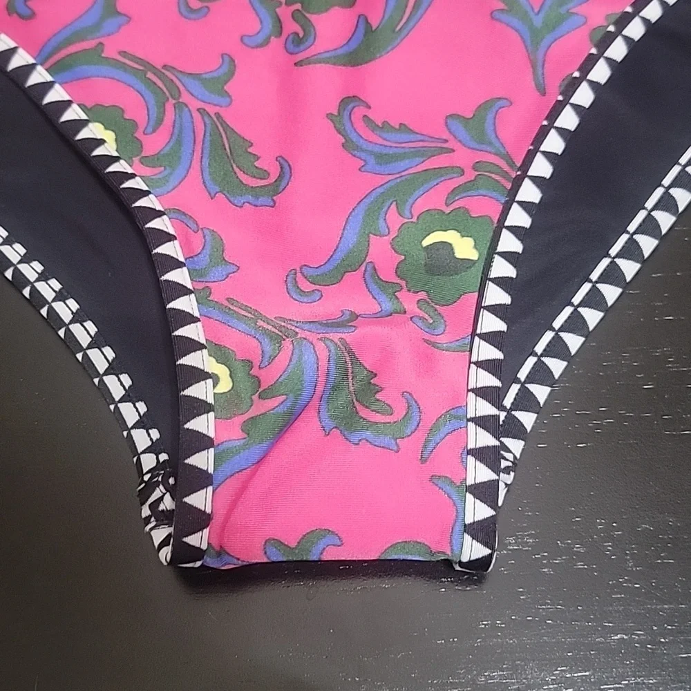 💕NWOT LA Double J Print Bikini Bottoms Medium - Picture 3 of 6